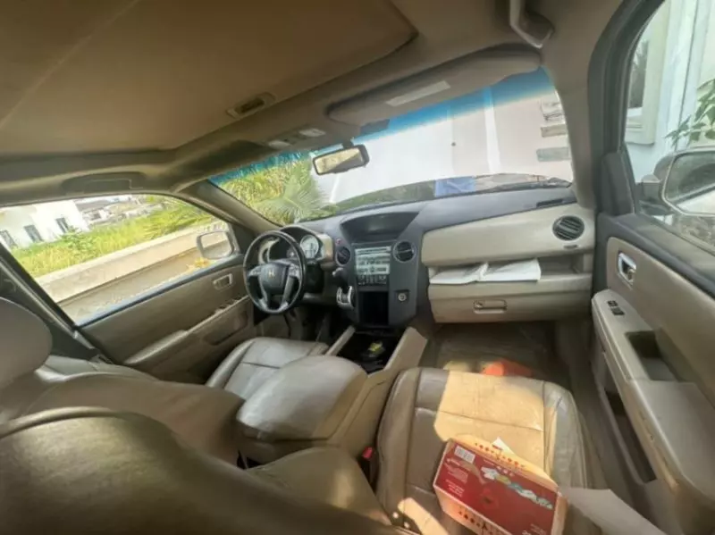 Honda Pilot   - 2011