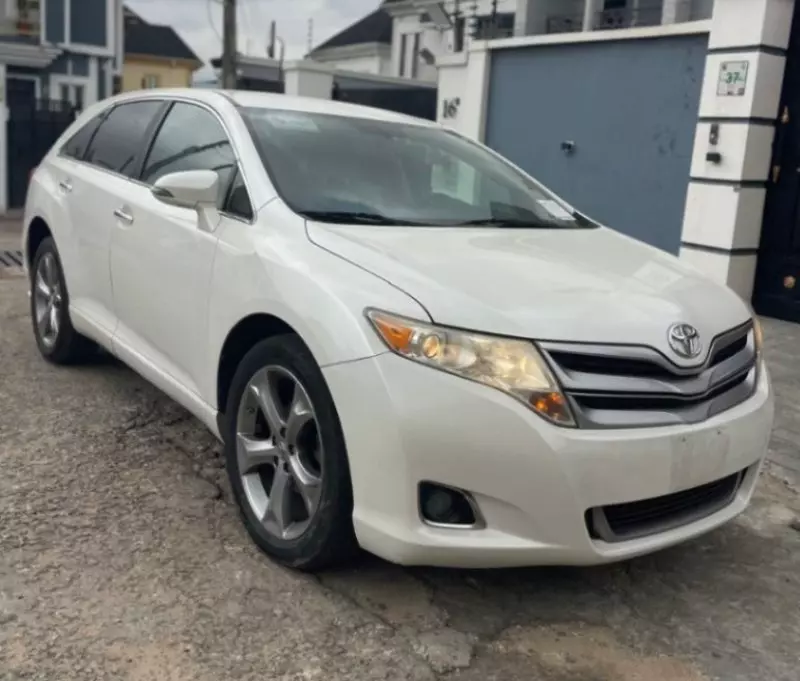 TOYOTA Venza   - 2013
