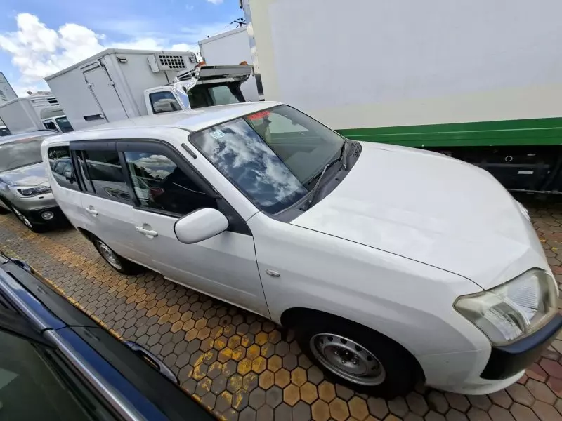 Toyota Probox    - 2016