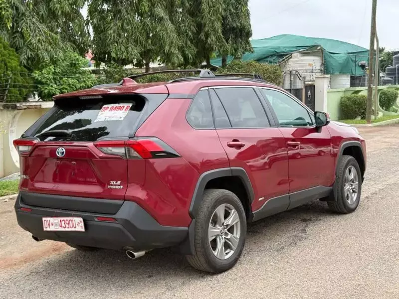 TOYOTA RAV 4   - 2024