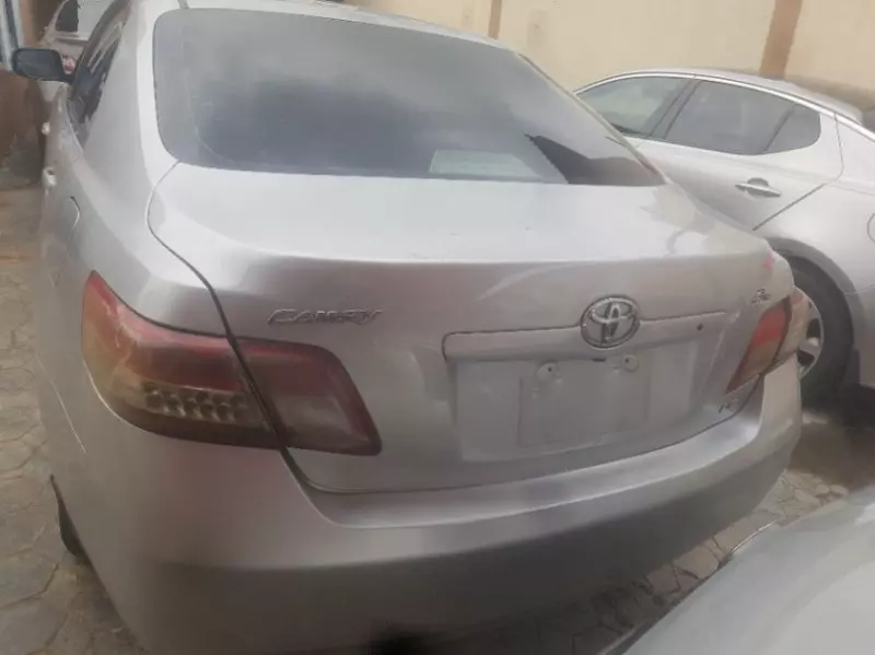 Toyota Camry   - 2007
