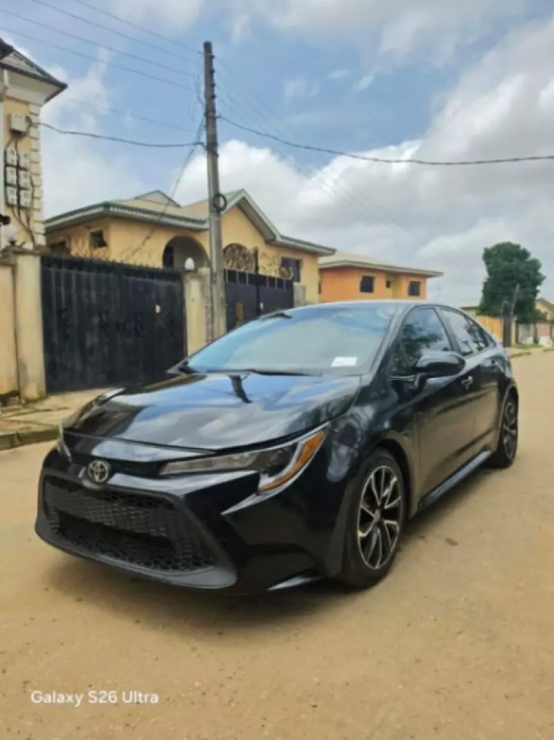 TOYOTA Corolla   - 2020