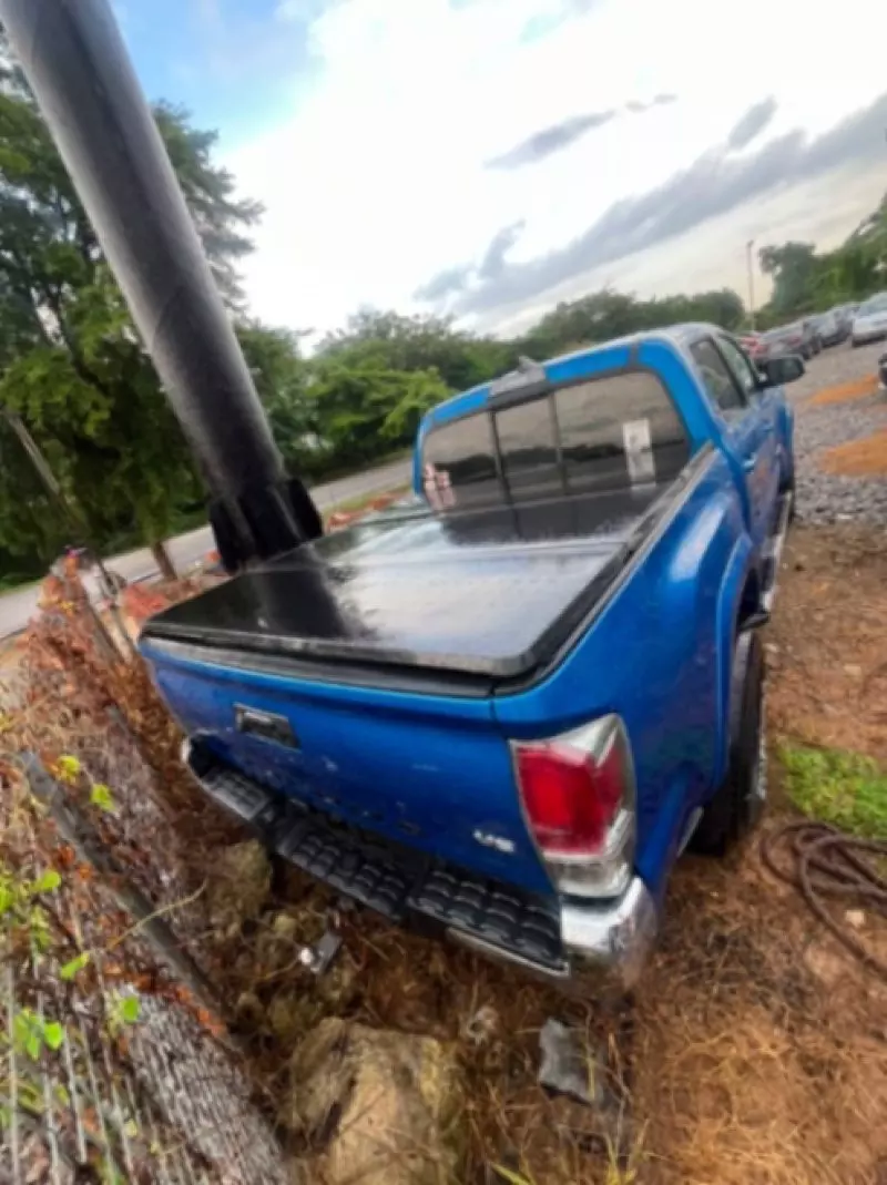 TOYOTA Tacoma   - 2017