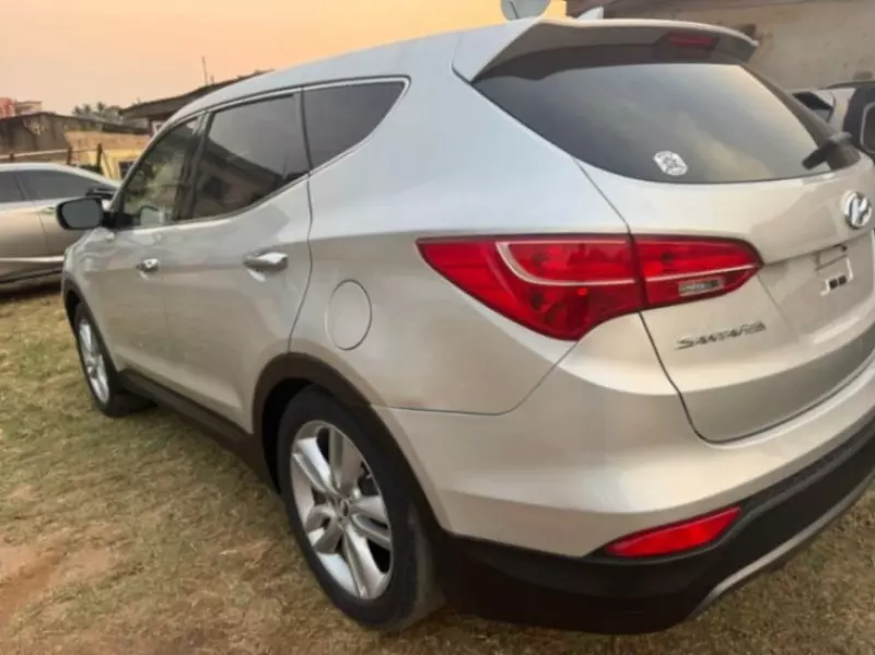Hyundai Santa Fe Sport   - 2013