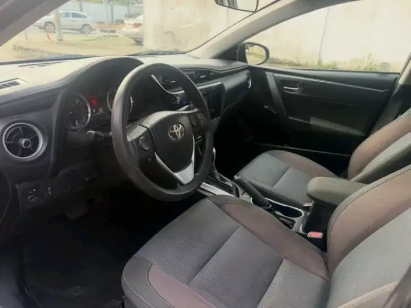 TOYOTA Corolla   - 2018