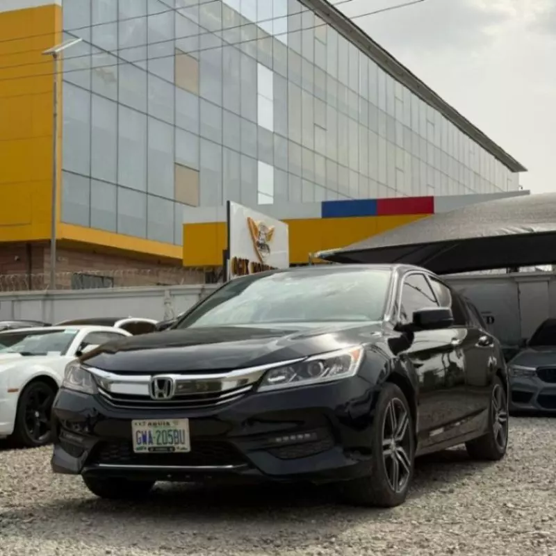 Honda Accord   - 2015