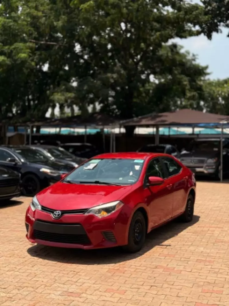 TOYOTA Corolla   - 2016