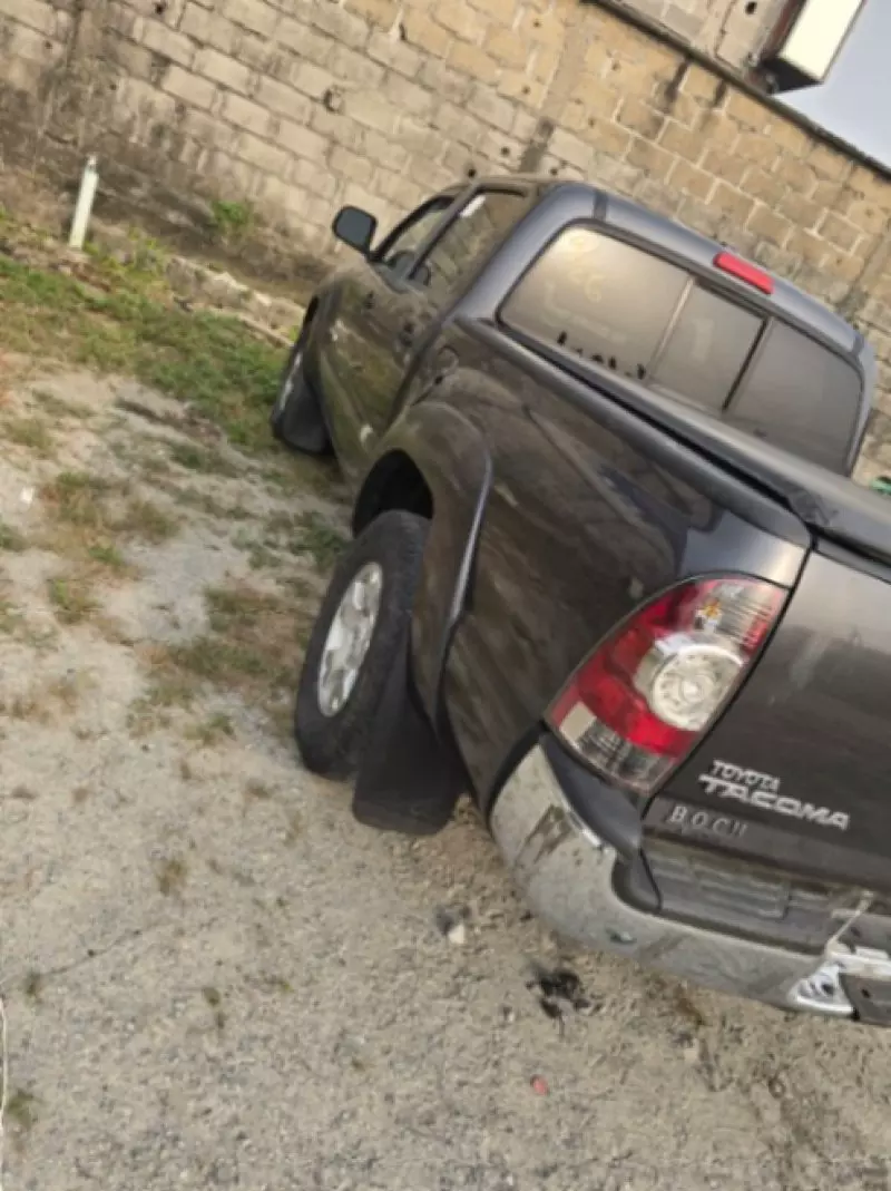 Toyota Tacoma   - 2011