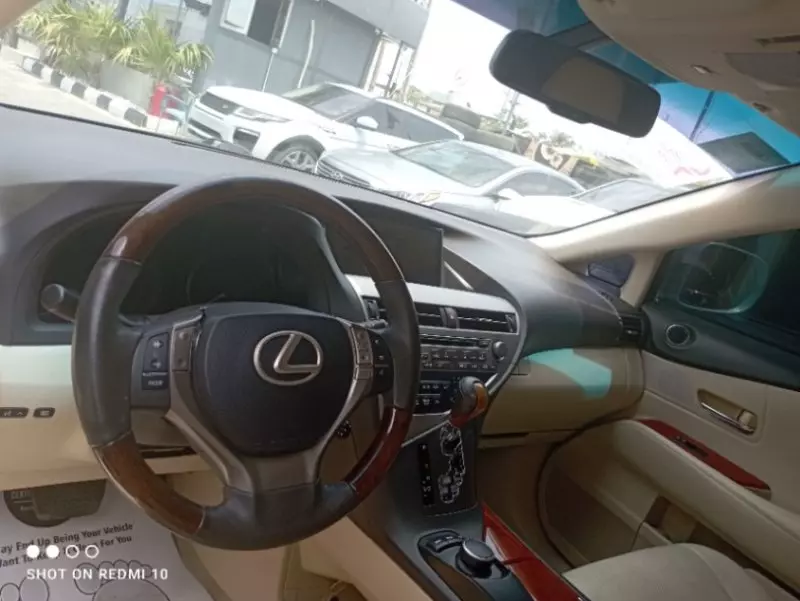 Toyota Lexus RX 350h - 2013