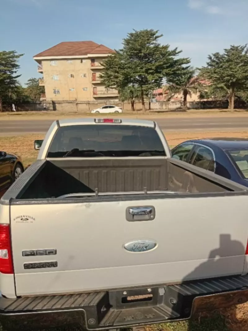Ford F 150   - 2006