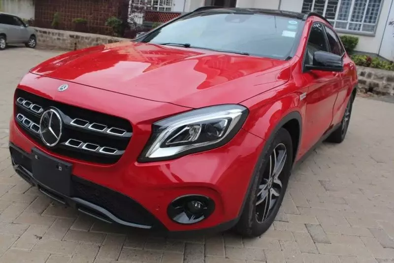 Mercedes-Benz GLA 250   - 2019