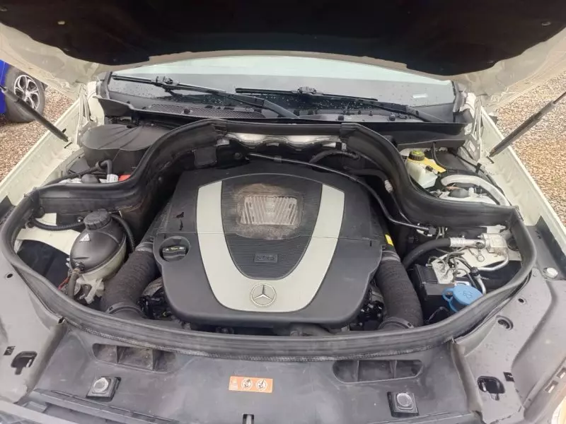 Mercedes-Benz GLK 350   - 2012