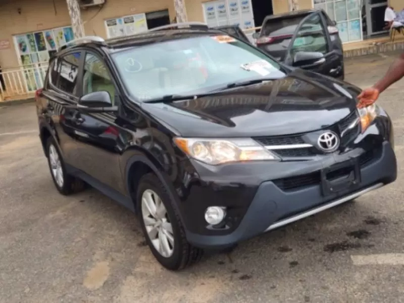 Toyota RAV 4   - 2014