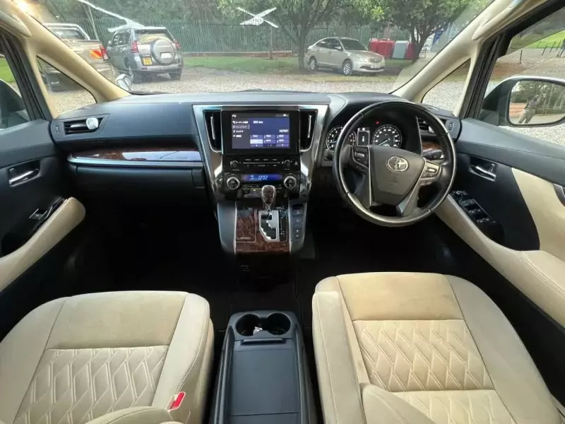 TOYOTA Alphard   - 2019