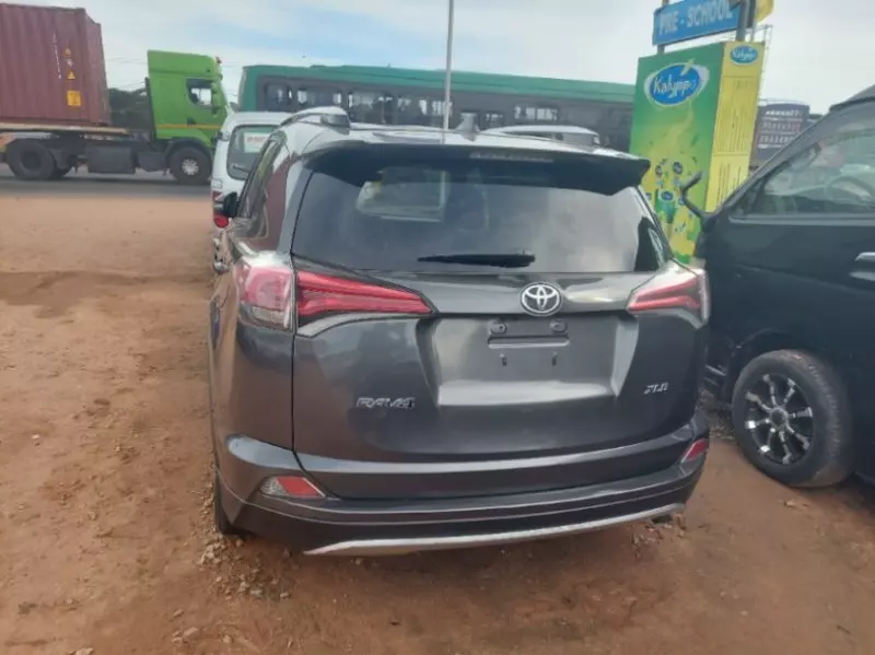 TOYOTA RAV 4 - 2017