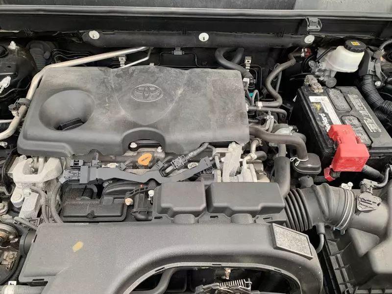 Toyota RAV 4   - 2019