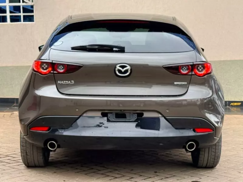 Mazda 3   - 2020