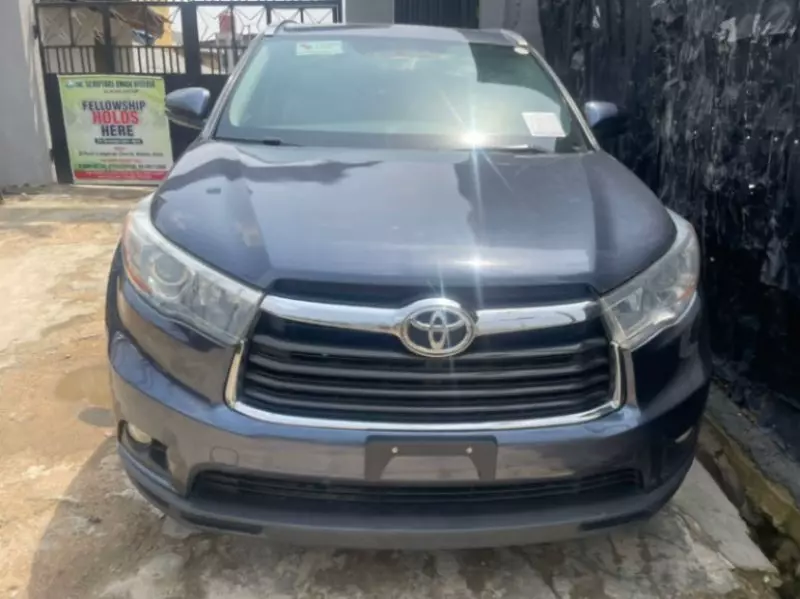 TOYOTA Highlander   - 2015