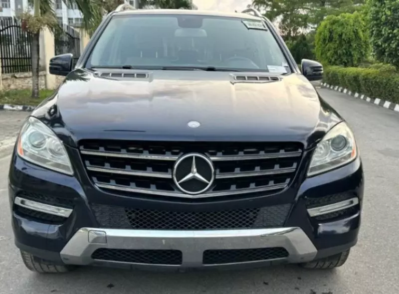 Mercedes-Benz ML 350   - 2012