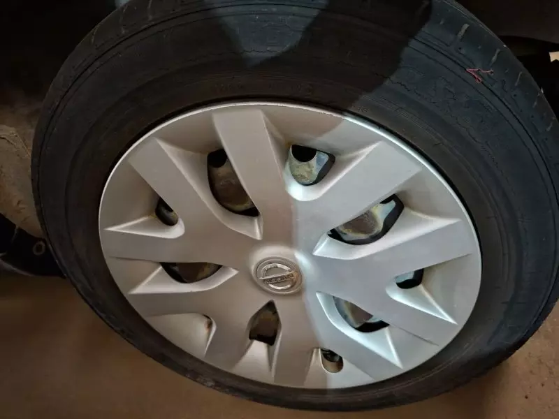 Nissan Juke   - 2011