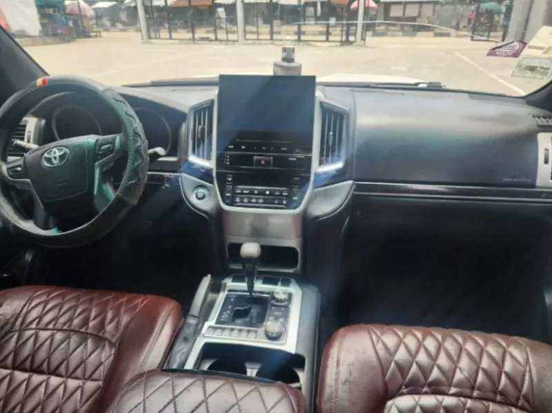 Toyota Land Cruiser   - 2009