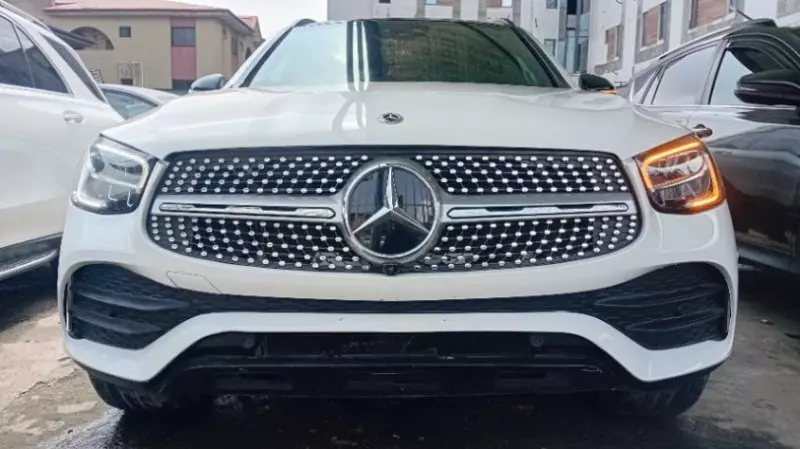 Mercedes-Benz GLC 300   - 2022