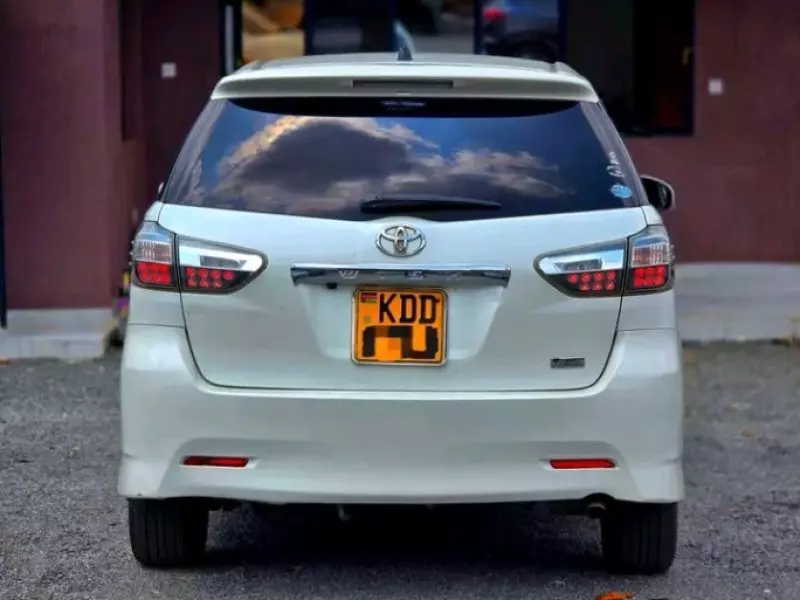 Toyota Wish   - 2014