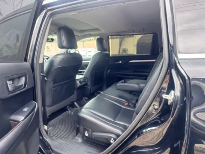 TOYOTA Highlander   - 2018