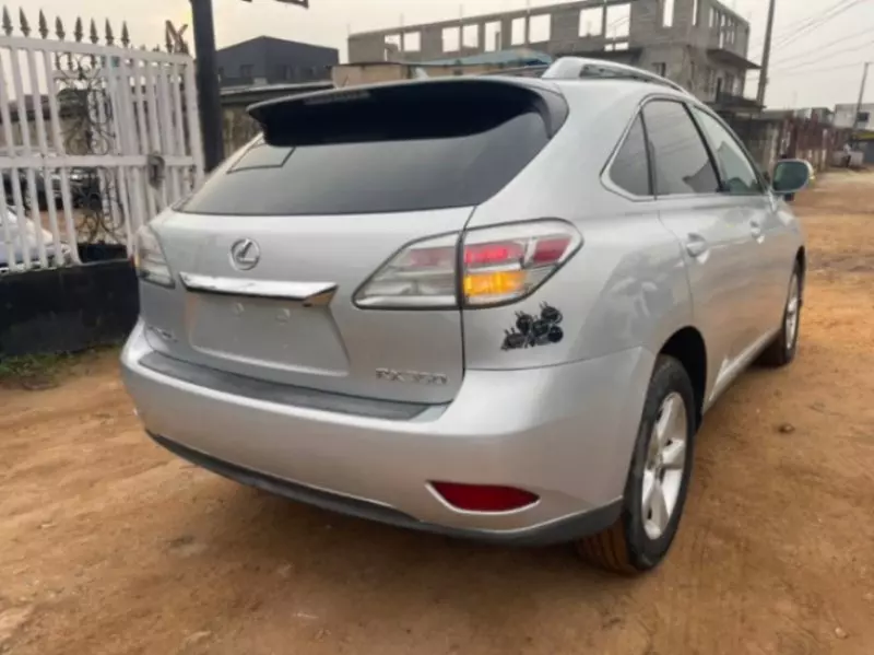 Lexus RX   - 2010
