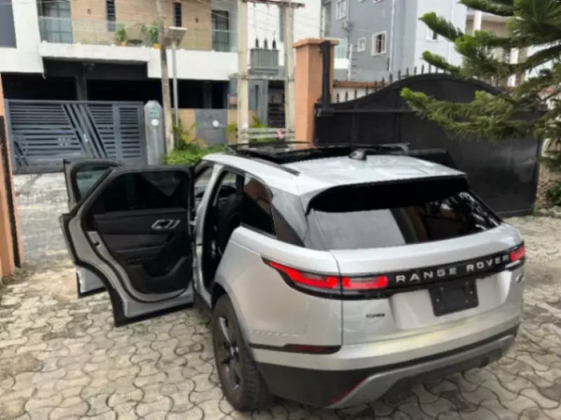 Land Rover Range Rover Velar   - 2018