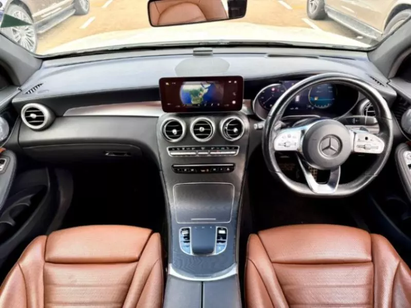 Mercedes-Benz GLC 300   - 2018