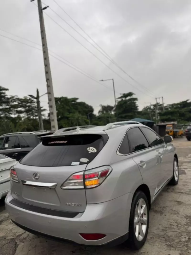 Lexus RX 350   - 2010