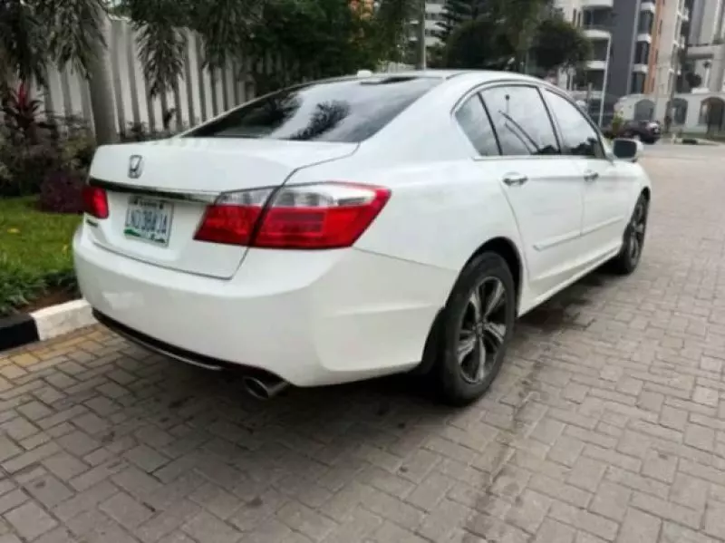 Honda Accord   - 2014