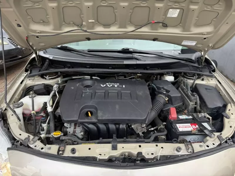 Toyota Corolla   - 2013