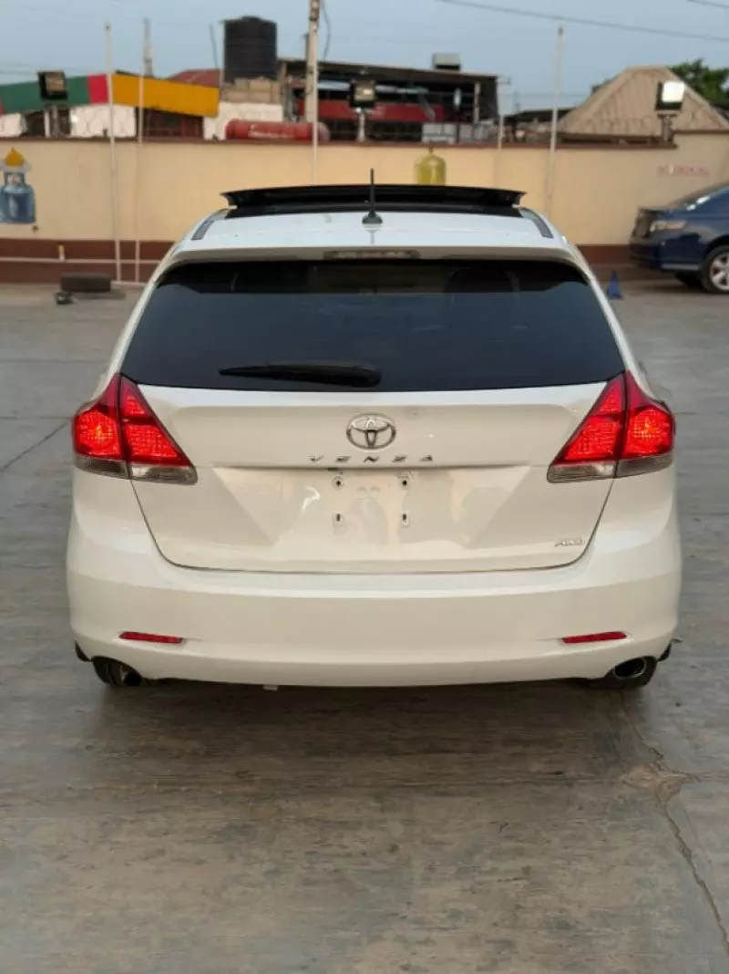 Toyota Venza   - 2009