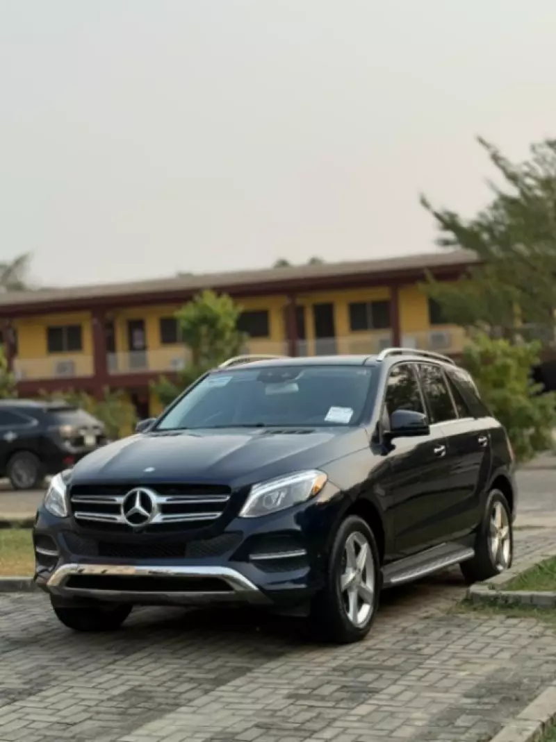 Mercedes-Benz GLE 350   - 2016