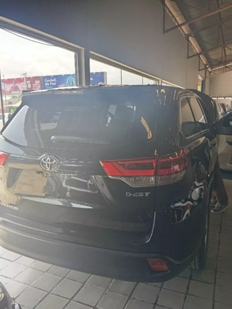 Toyota Highlander   - 2020