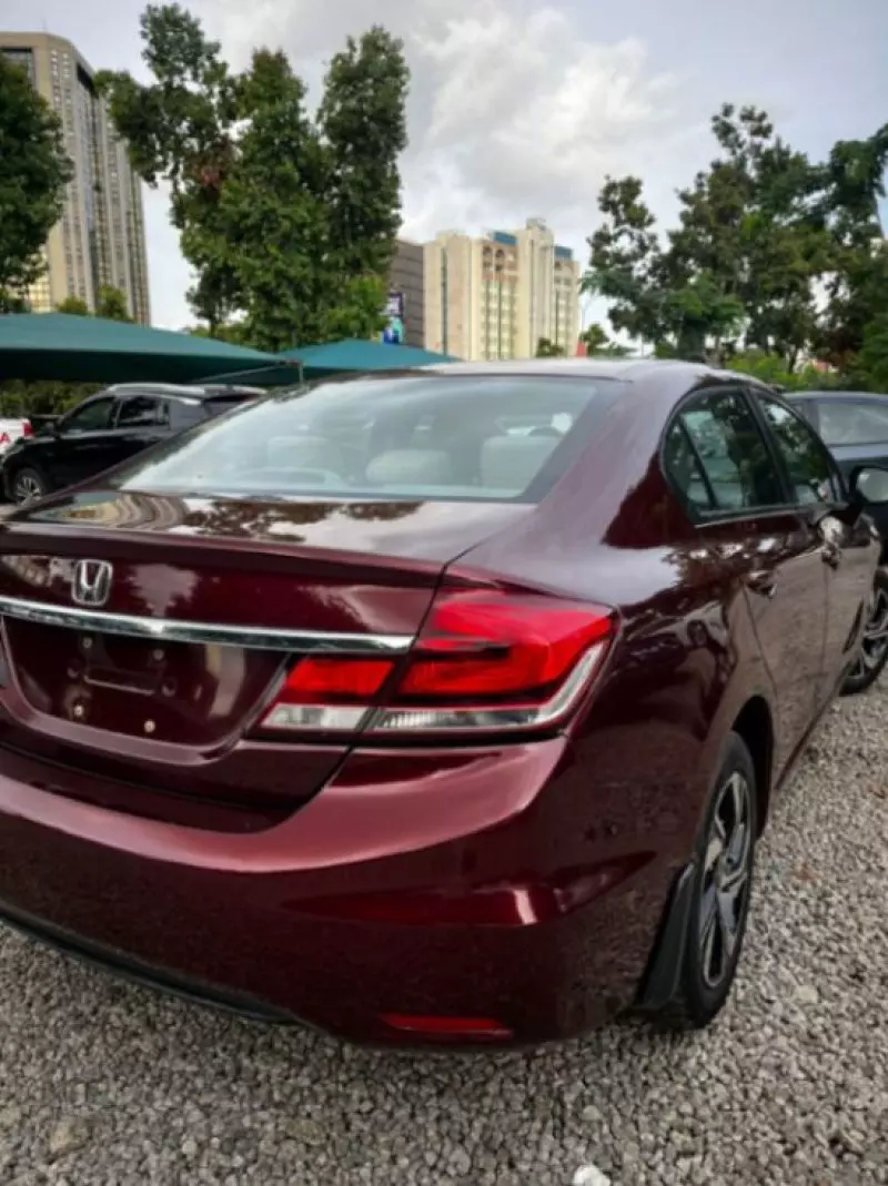 Honda Civic   - 2013