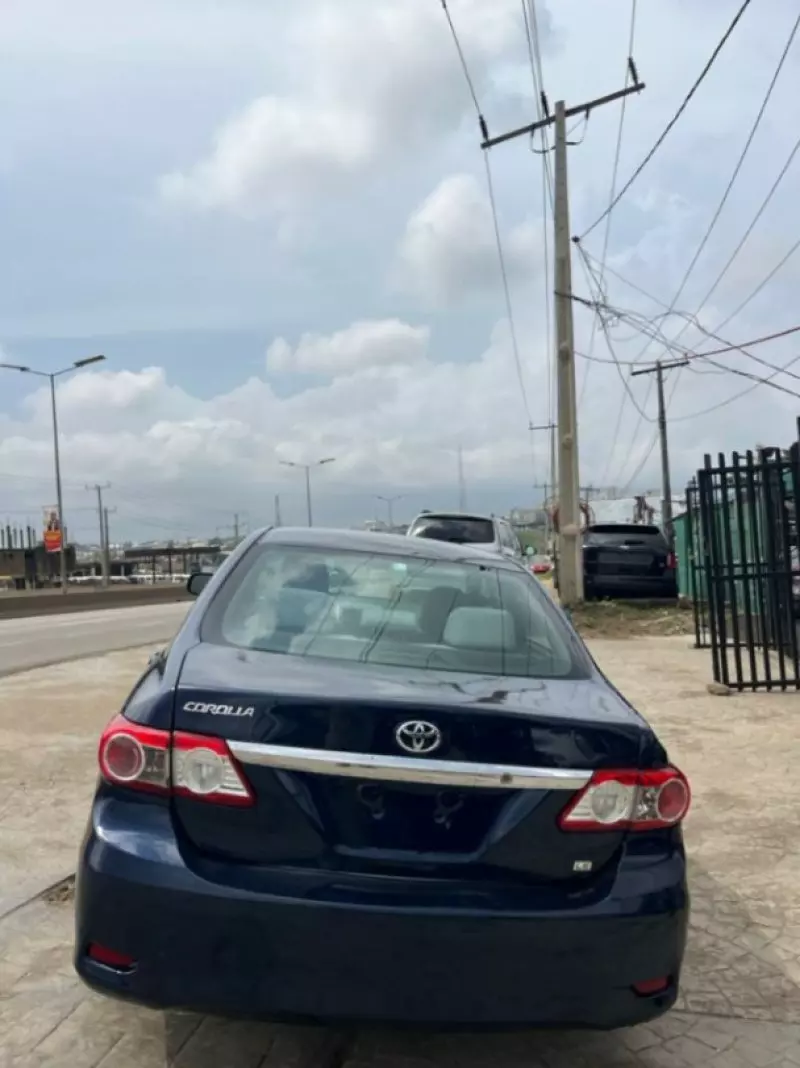 Toyota Corolla   - 2013