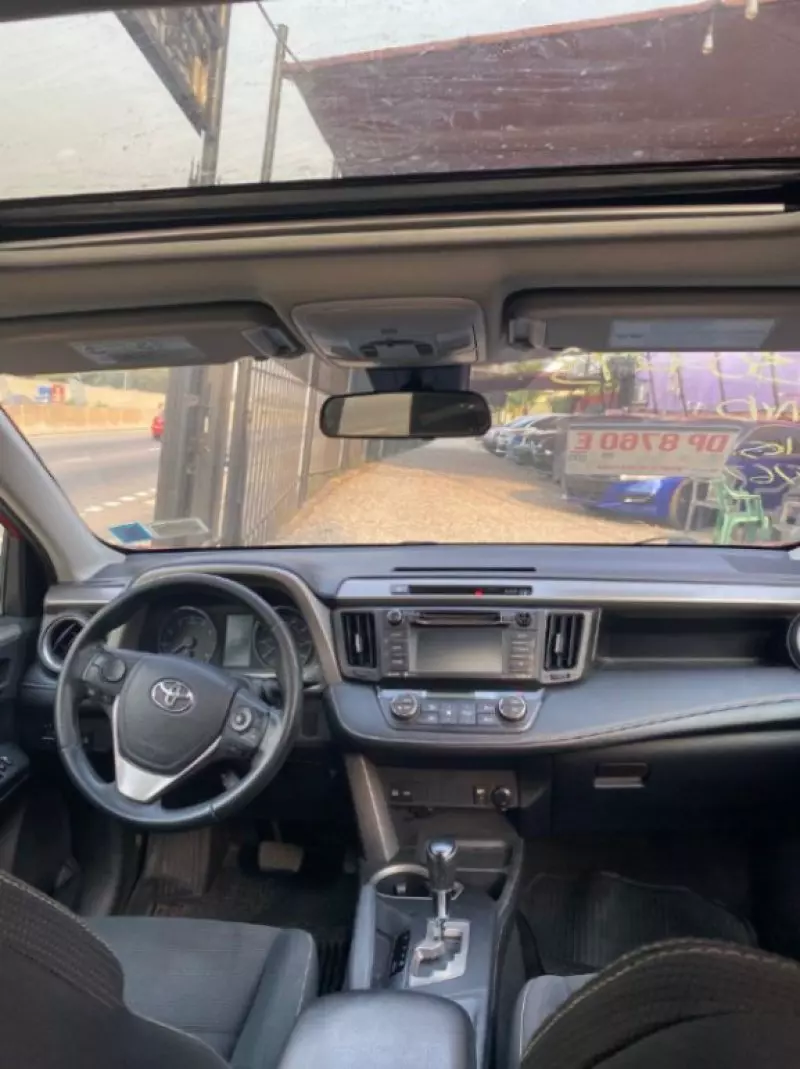 Toyota RAV 4   - 2017