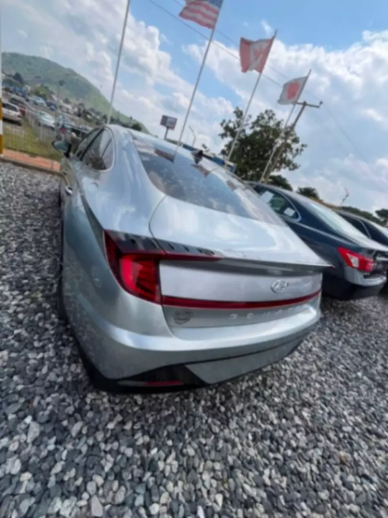 Hyundai Sonata   - 2020