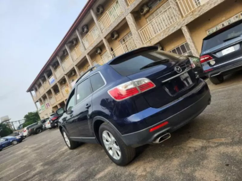 Mazda CX-9   - 2012