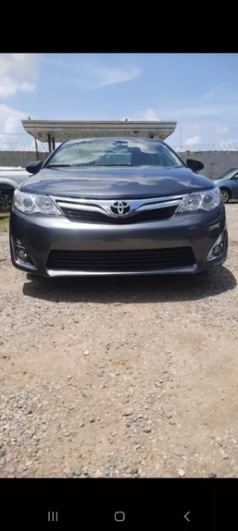 Toyota camry   - 2012