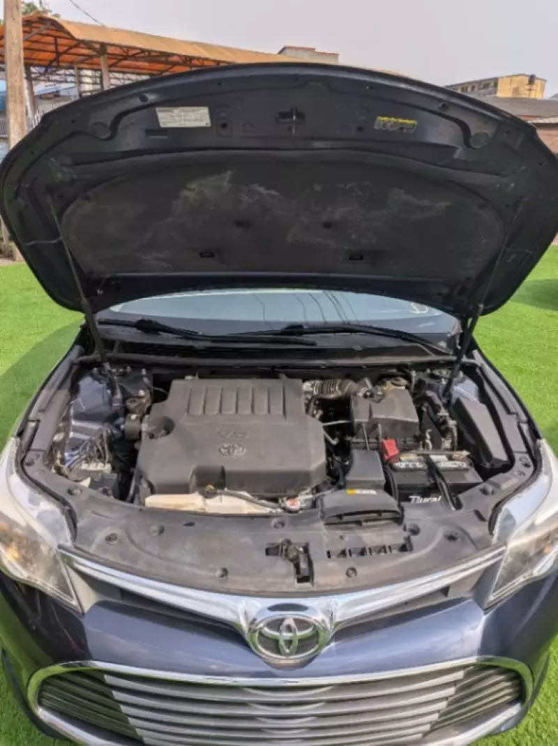 Toyota Avalon - 2016