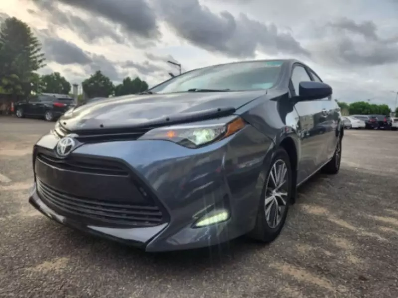 TOYOTA Corolla   - 2017