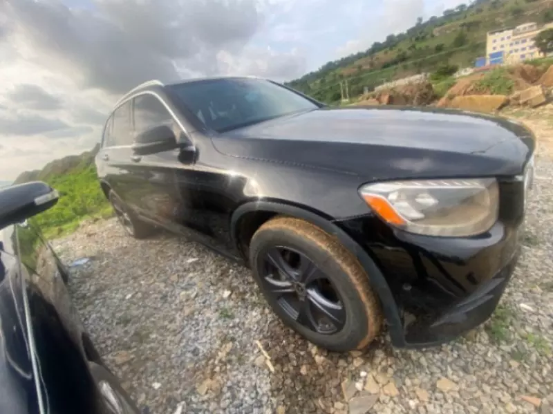Mercedes-Benz GLC 300 - 2018