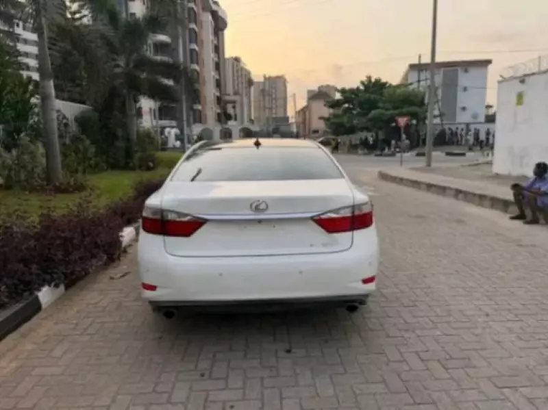 Lexus ES - 2013