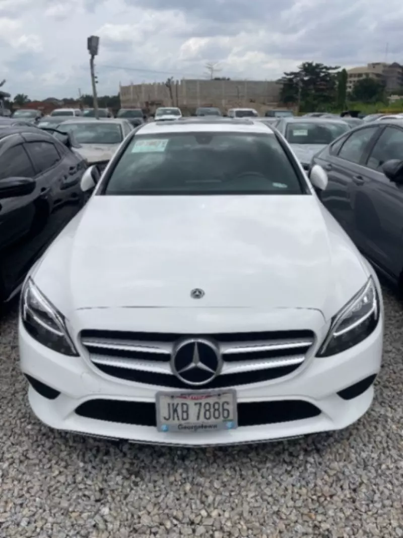 Mercedes-Benz C 300   - 2020