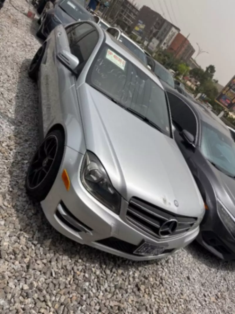 Mercedes-Benz C250   - 2013