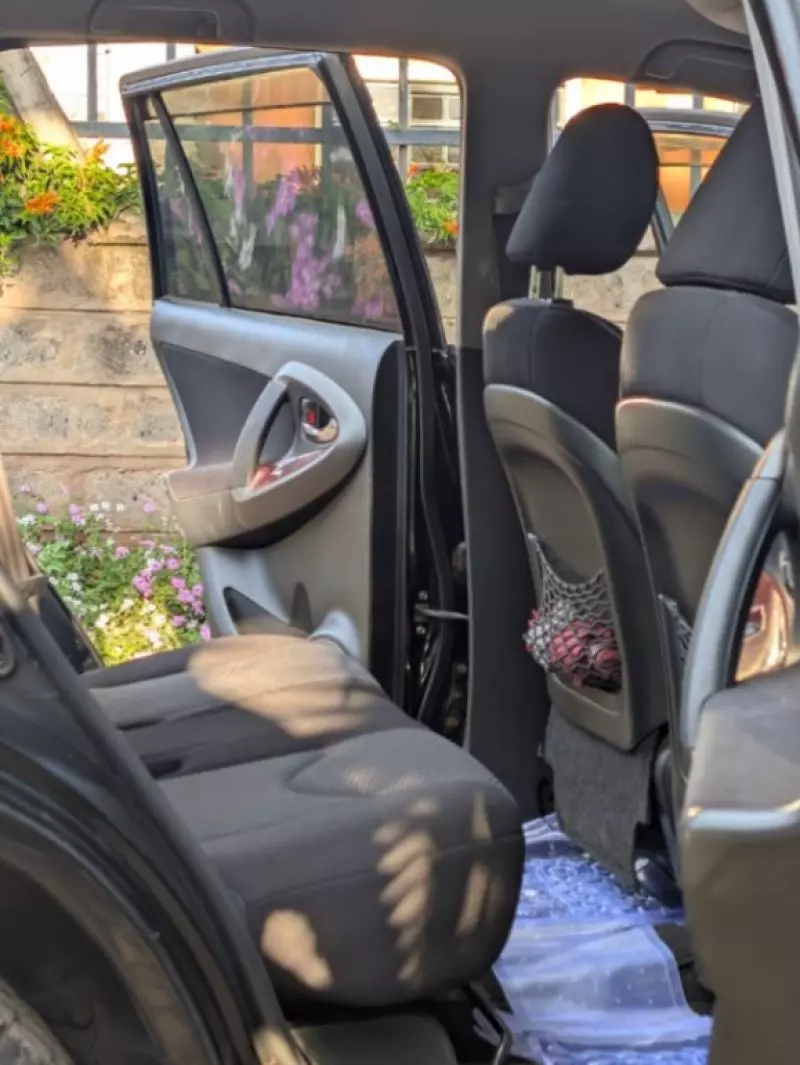 Toyota Rav4   - 2012